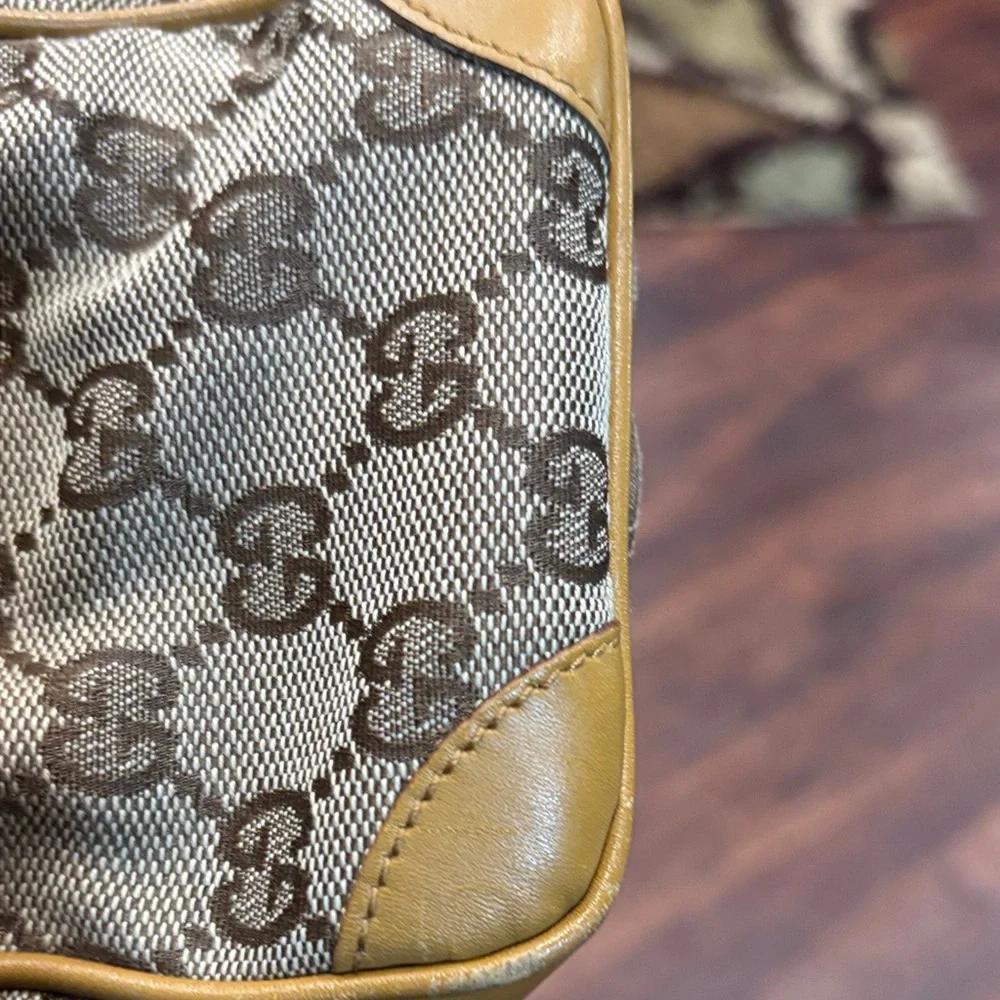 Gucci Beige and Red Stripe Satchel with Yellow Accents - Picture 13 of 14